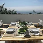 Casa Dos Passarinhos-seaview@nazare Gasthuis