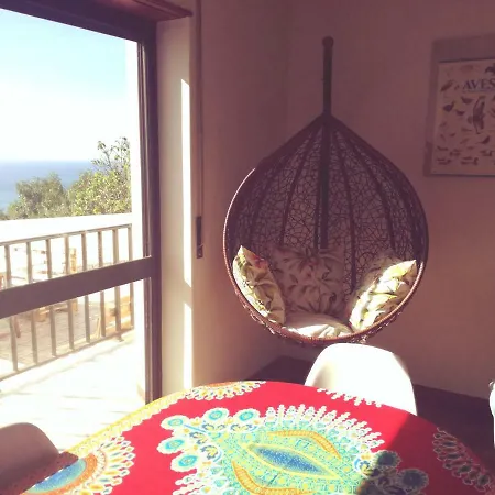 Casa Dos Passarinhos-seaview@nazare Affittacamere *