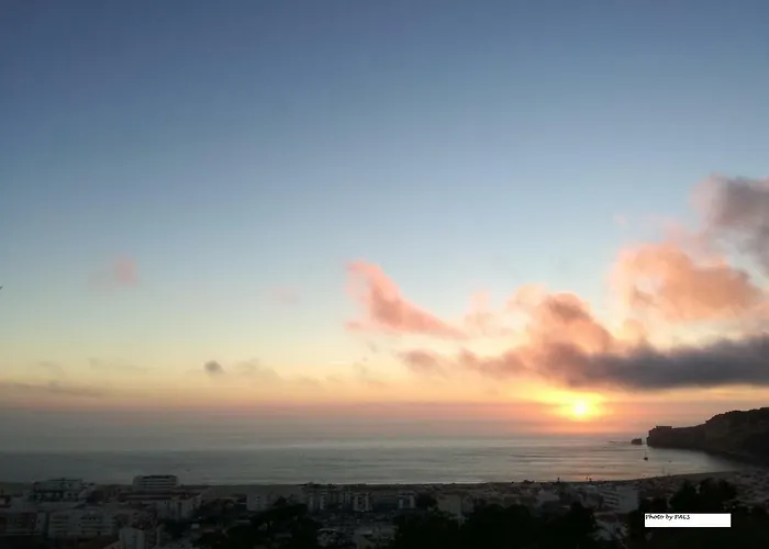 Casa Dos Passarinhos-seaview@nazare Pensión *